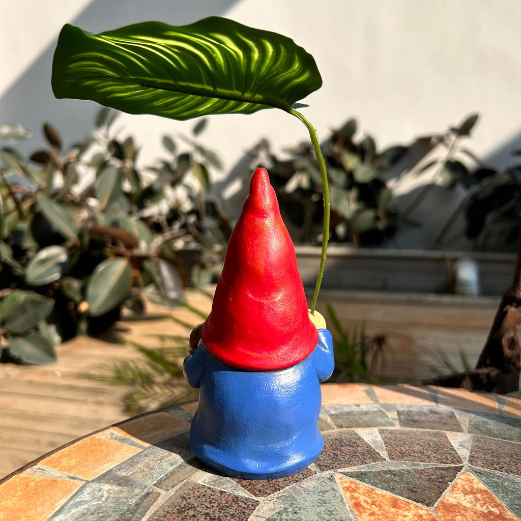 LushNook™ Couple Umbrella Resin Figurine, Romantic Home Decor Statue